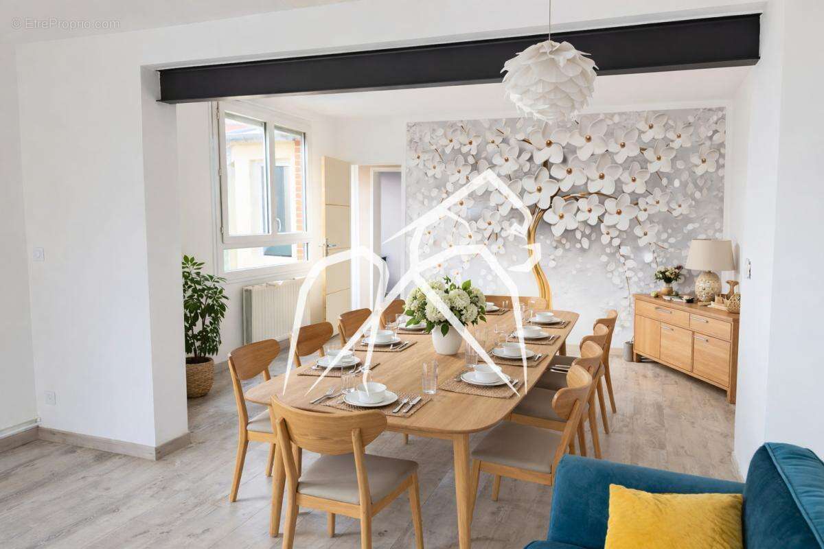 Maison à DEVILLE-LES-ROUEN