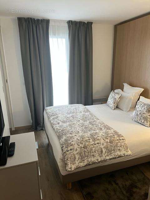 Vente appartement T2  - résidence de tourisme  à Carrières-sur-Seine - photo 2