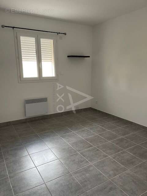 Maison de village appartement f3 renove 57 m² + 58 m² en rdc a amenager - photo 6
