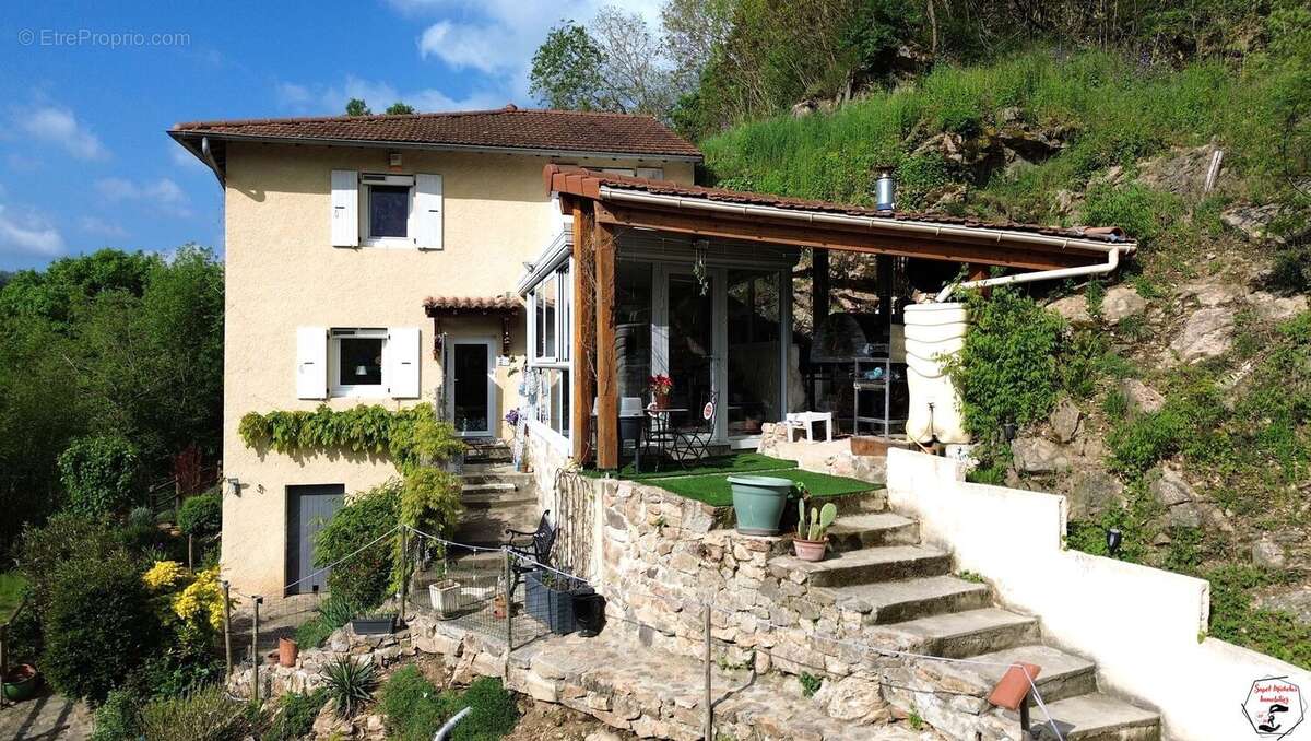 Maison à COLOMBIER-LE-VIEUX