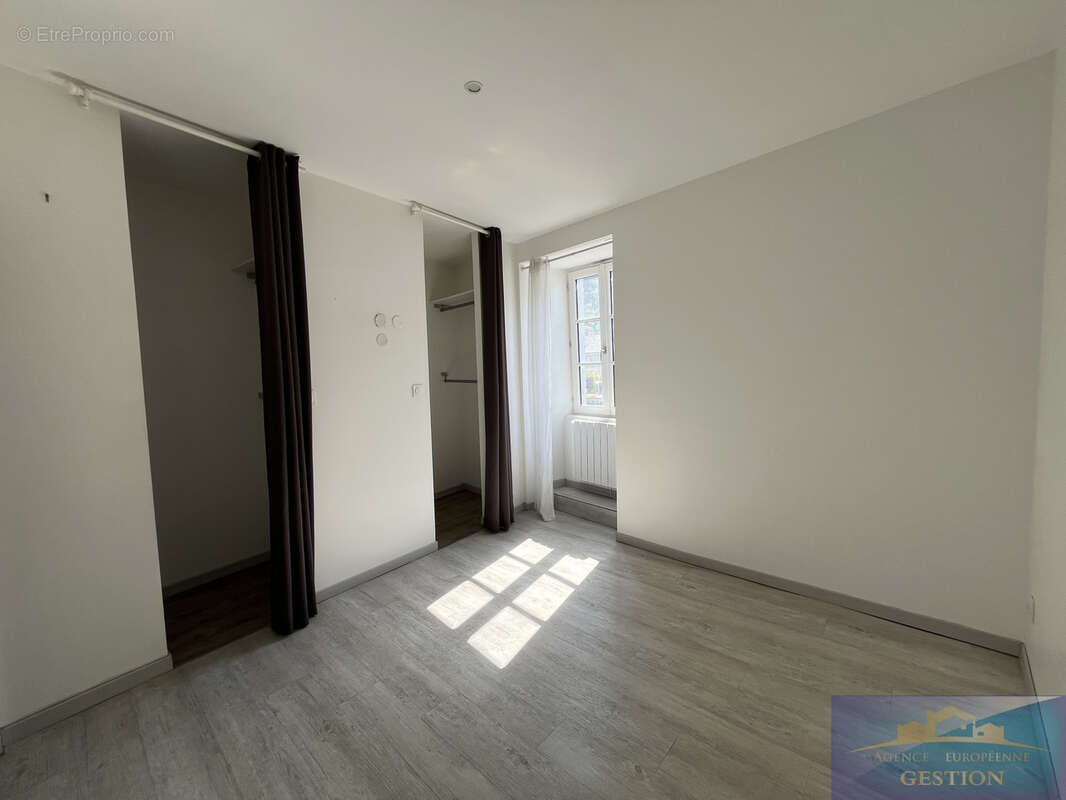 Immeuble de caractère au cœur de la Vallée des Gaves   Habitation principale et investissement locatif réunis - photo 5