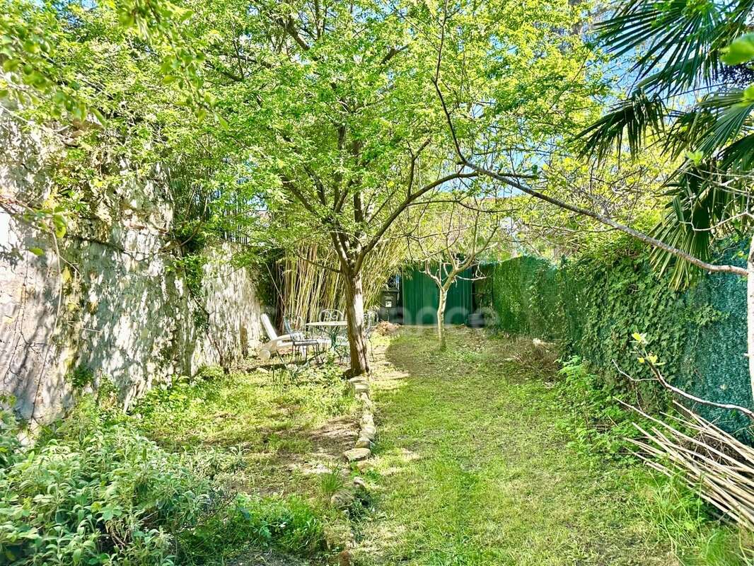 Maison de famille 136 m2 sur Jardin paysager 301 m2 - photo 24