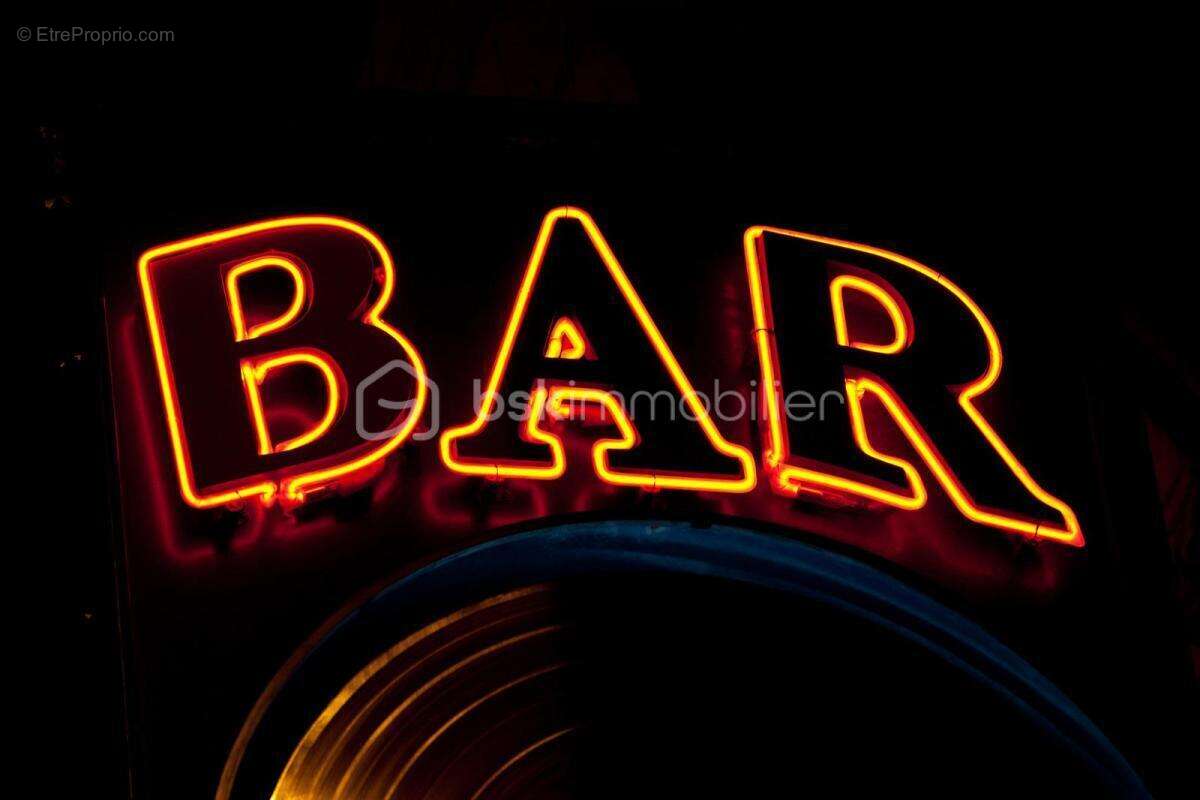 Fonds de commerce (bar/pub) 42300 roanne centre - photo 2