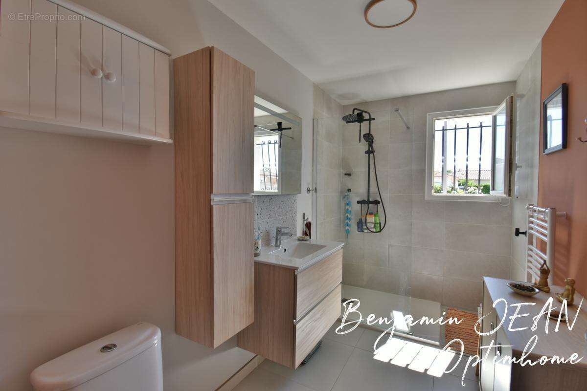 Sérignan – Villa plain-pied 131 m² avec piscine, 4 chambres et prestations de qualité - photo 14