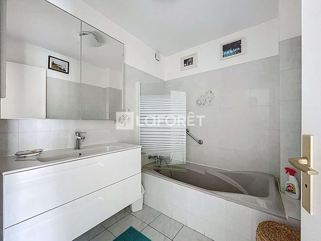 Argelès sur Mer, Appartement 5 pièces avec grand garage - photo 11