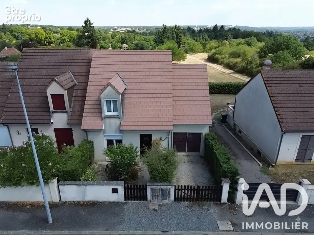 Photo 1 - Maison à SAINT-MARCEL