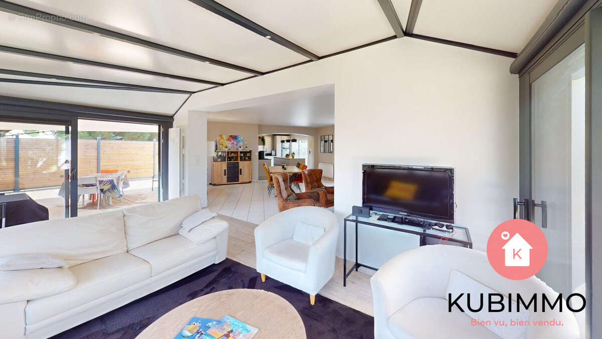 Maison 165 m² à Longeville-Sur-Mer  - photo 7