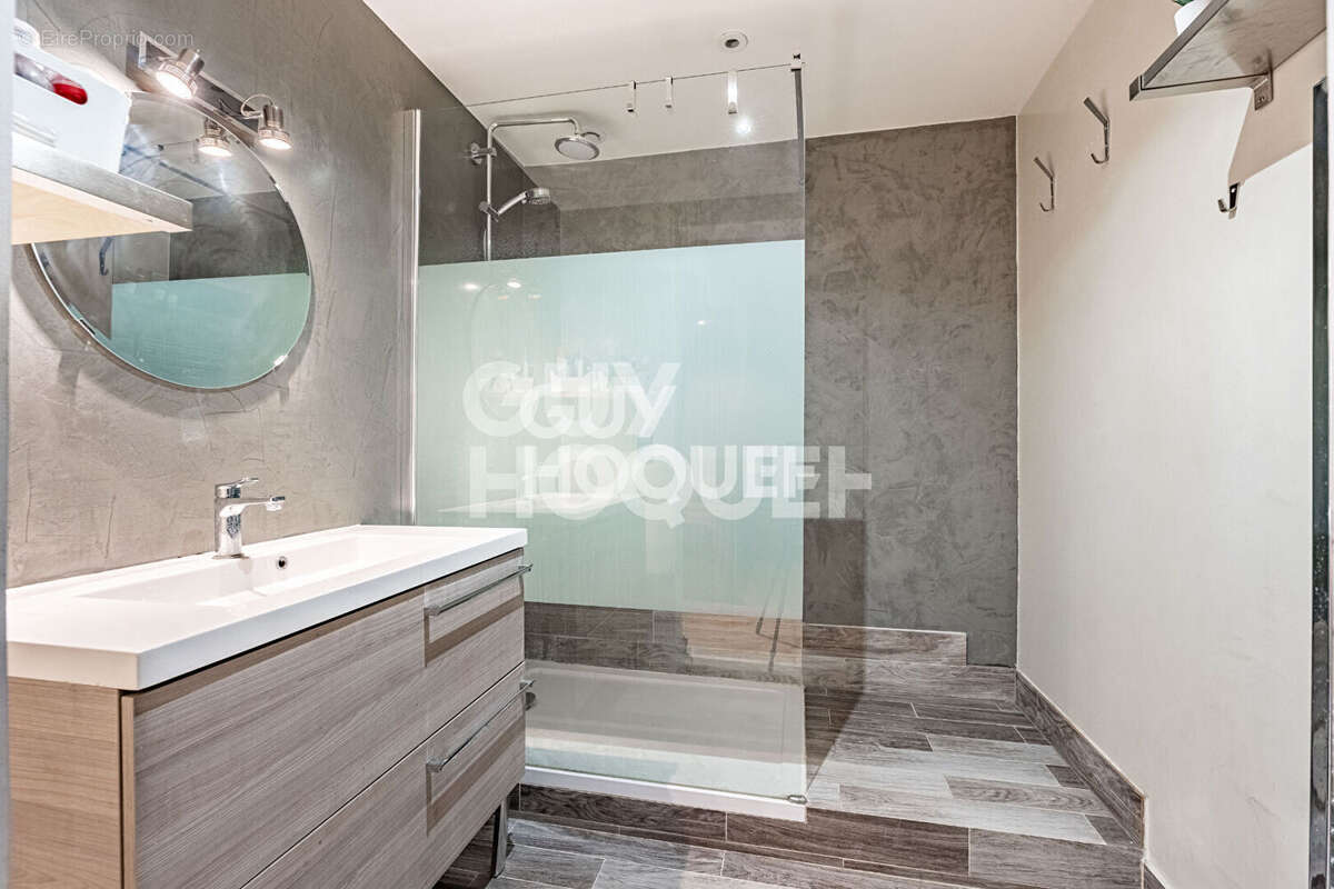 Maison à ASNIERES-SUR-SEINE