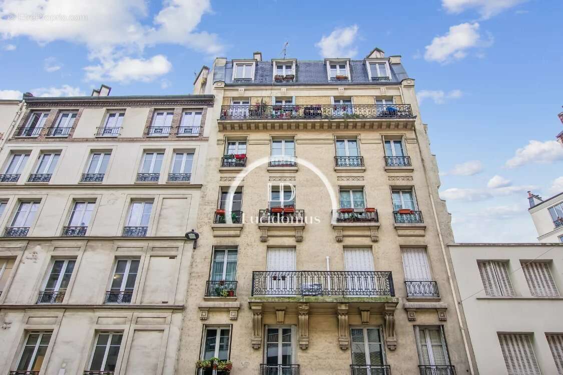 Appartement à PARIS-18E
