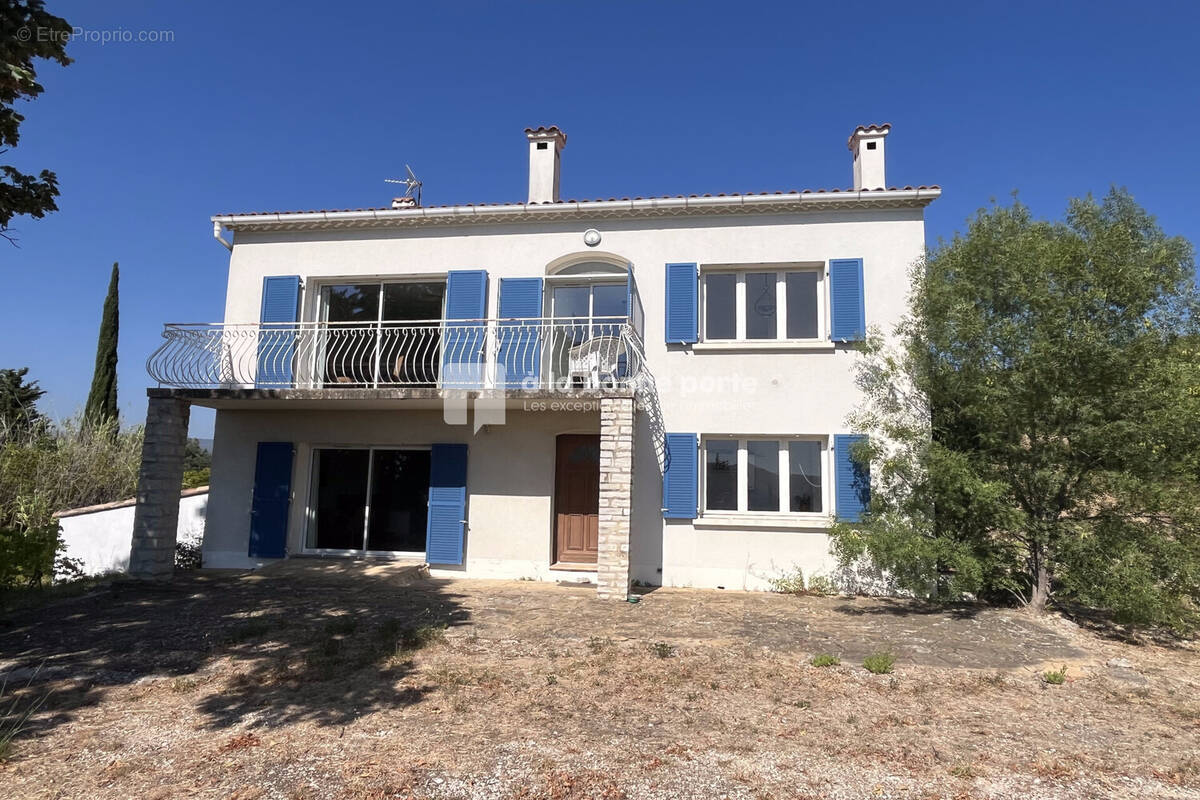 Maison à LE CASTELLET