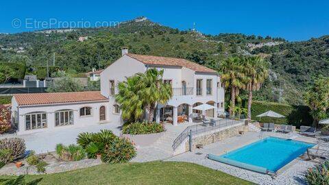 Maison à EZE