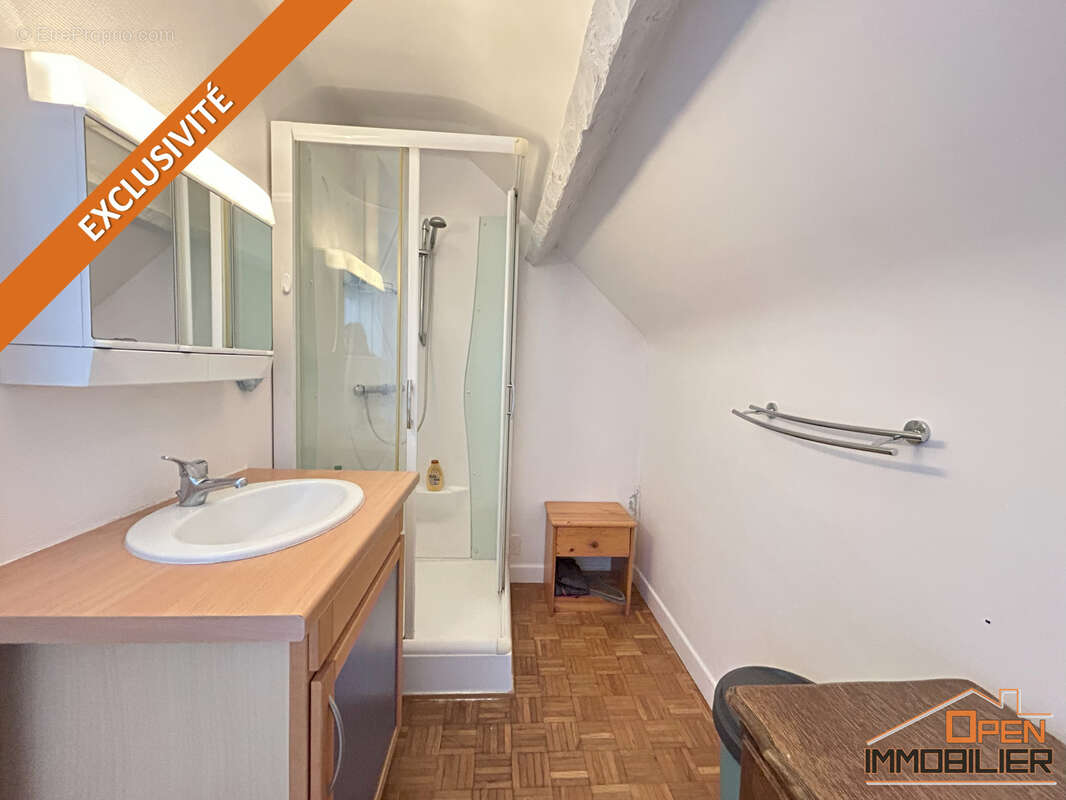 Maison à SAINT-JULIEN-DE-LAMPON