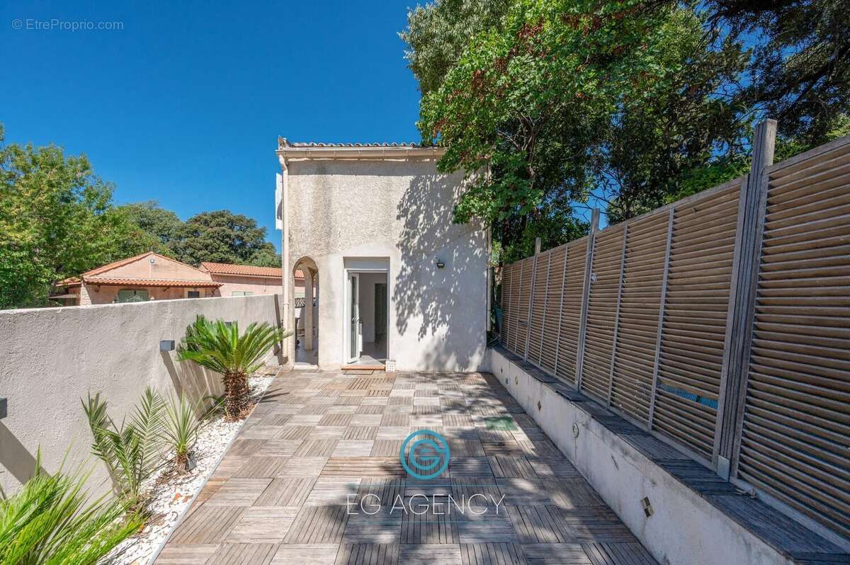Maison 90 m² à Marseille-9e  - photo 6
