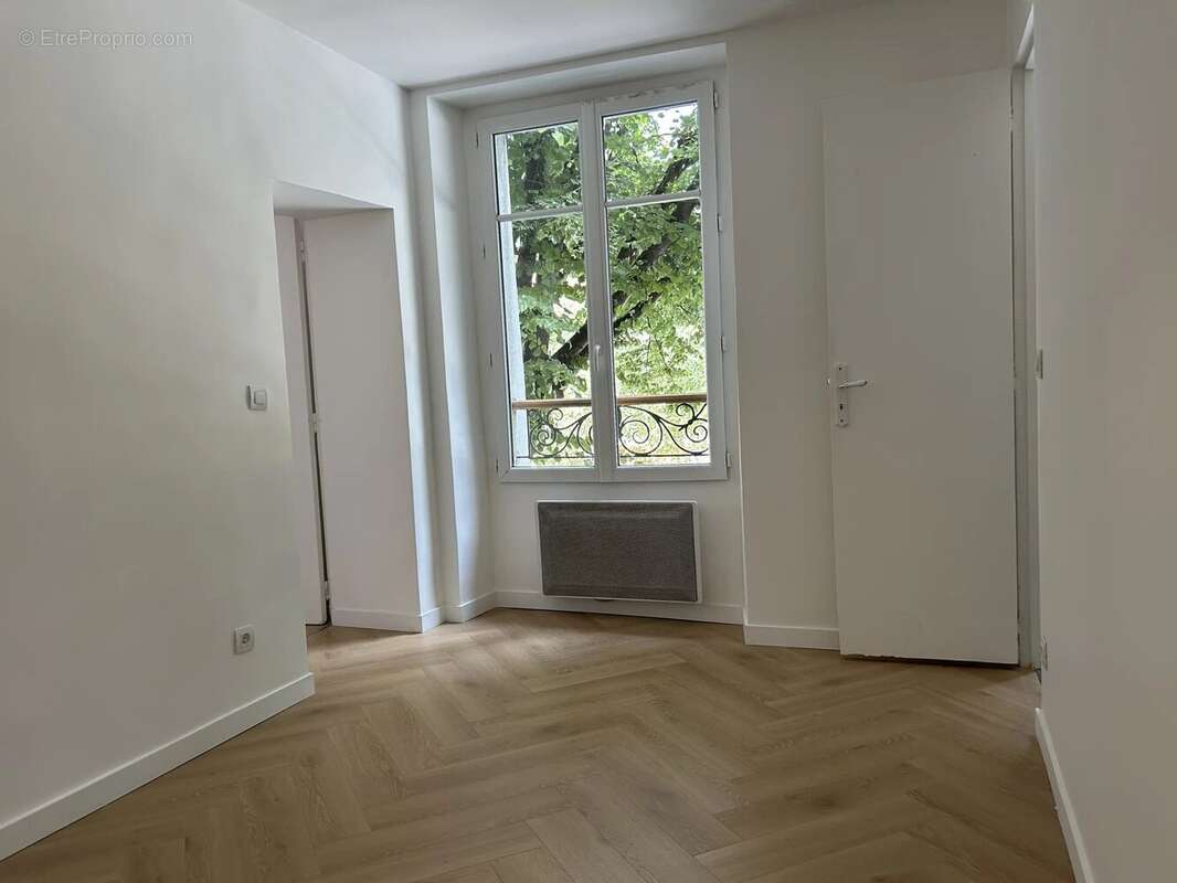 Appartement à CHAVILLE