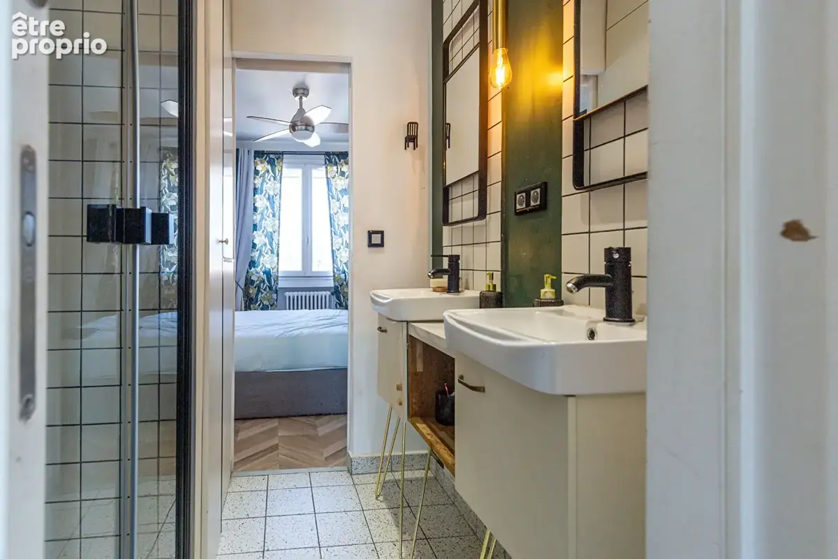 Agence immobiliere laforet - exclusivite - "sauge" - annecy - appartement traversant t3 de 57,26m² - balcon - cave - garage - photo 8