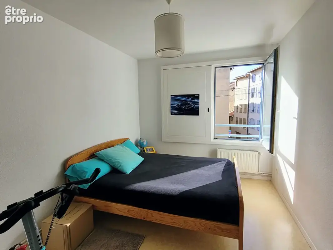 F4 Triplex 119 m² esprit maison avec garage - Plein centre Le Puy-en-Velay - photo 5