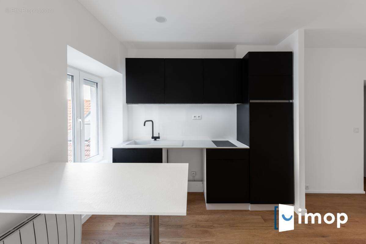 Appartement à PARIS-11E