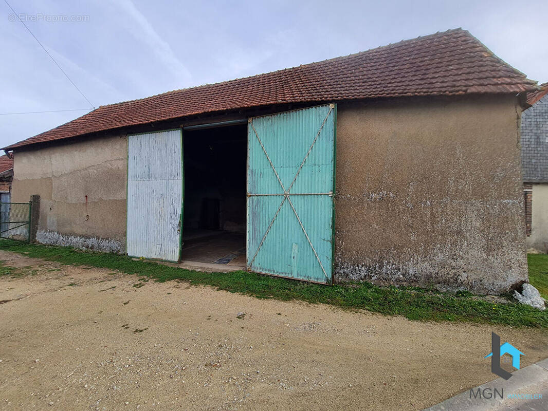 Maison à ERMENONVILLE-LA-PETITE