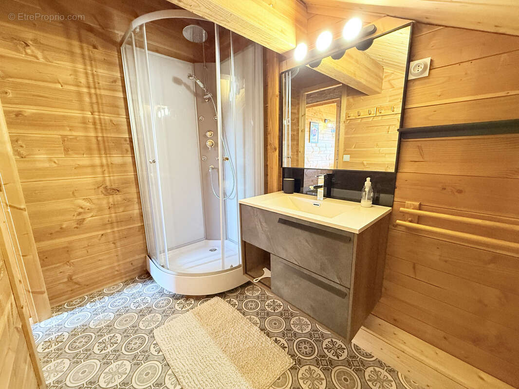 Maison à FONTCOUVERTE-LA-TOUSSUIRE