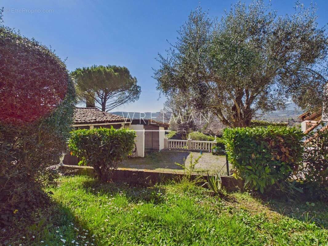 Maison à MONTAUROUX