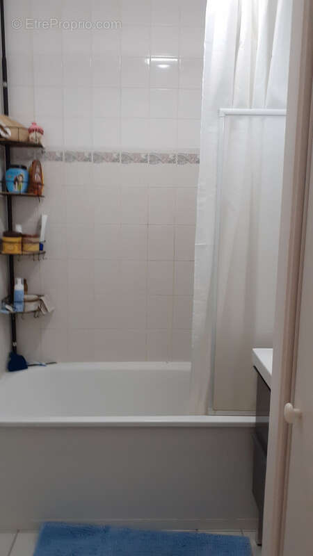 Appartement à EZANVILLE