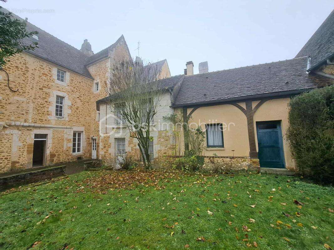 Maison à MORTAGNE-AU-PERCHE