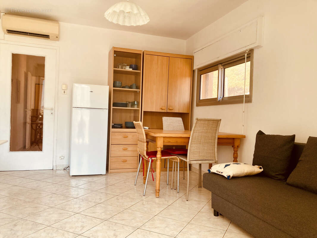 Appartement à HYERES