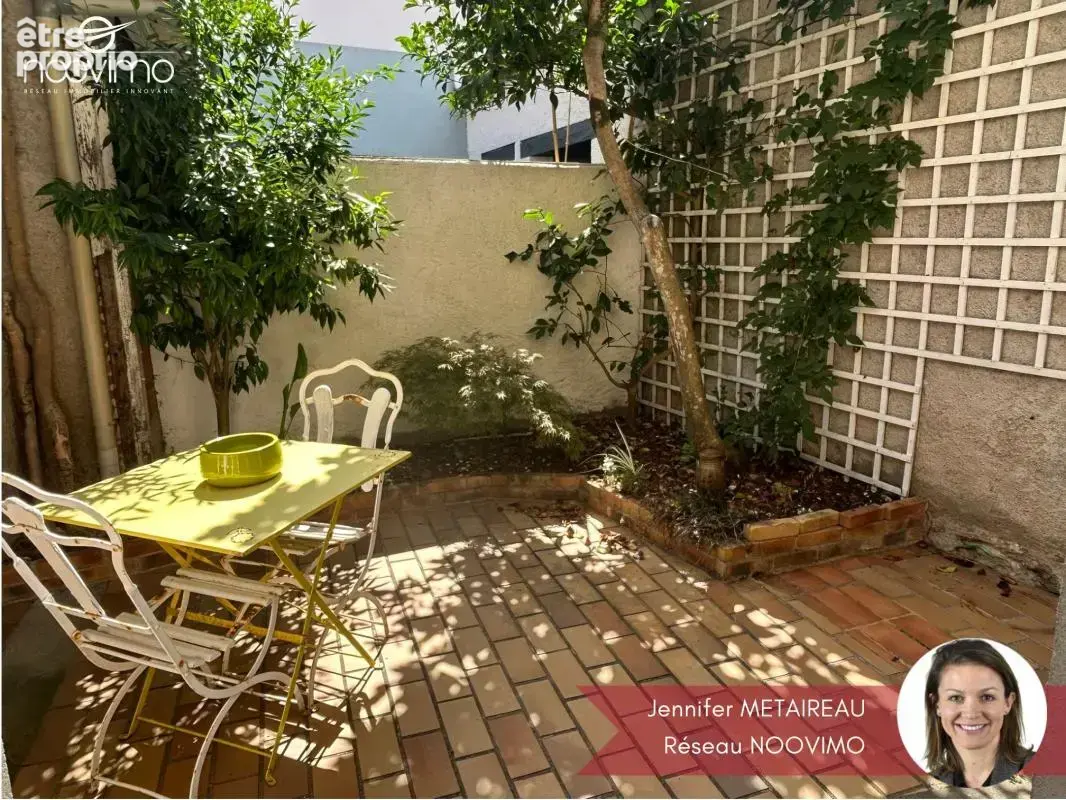 Maison 2 chambres avec patio et garage au coeur du bourg - photo 2