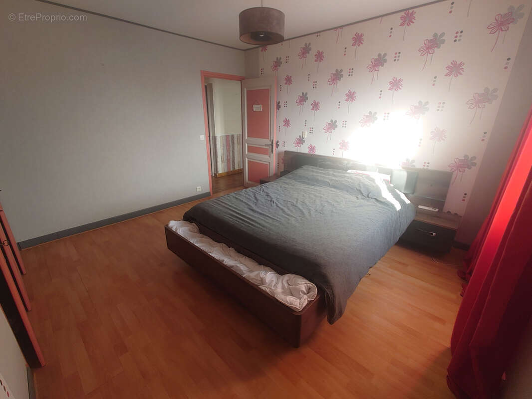 Maison à PONT-SAINT-ESPRIT