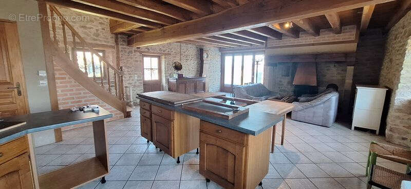 Maison à SOUSCEYRAC