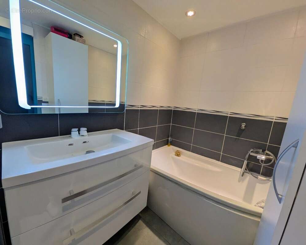 Maison à LA FERTE-GAUCHER