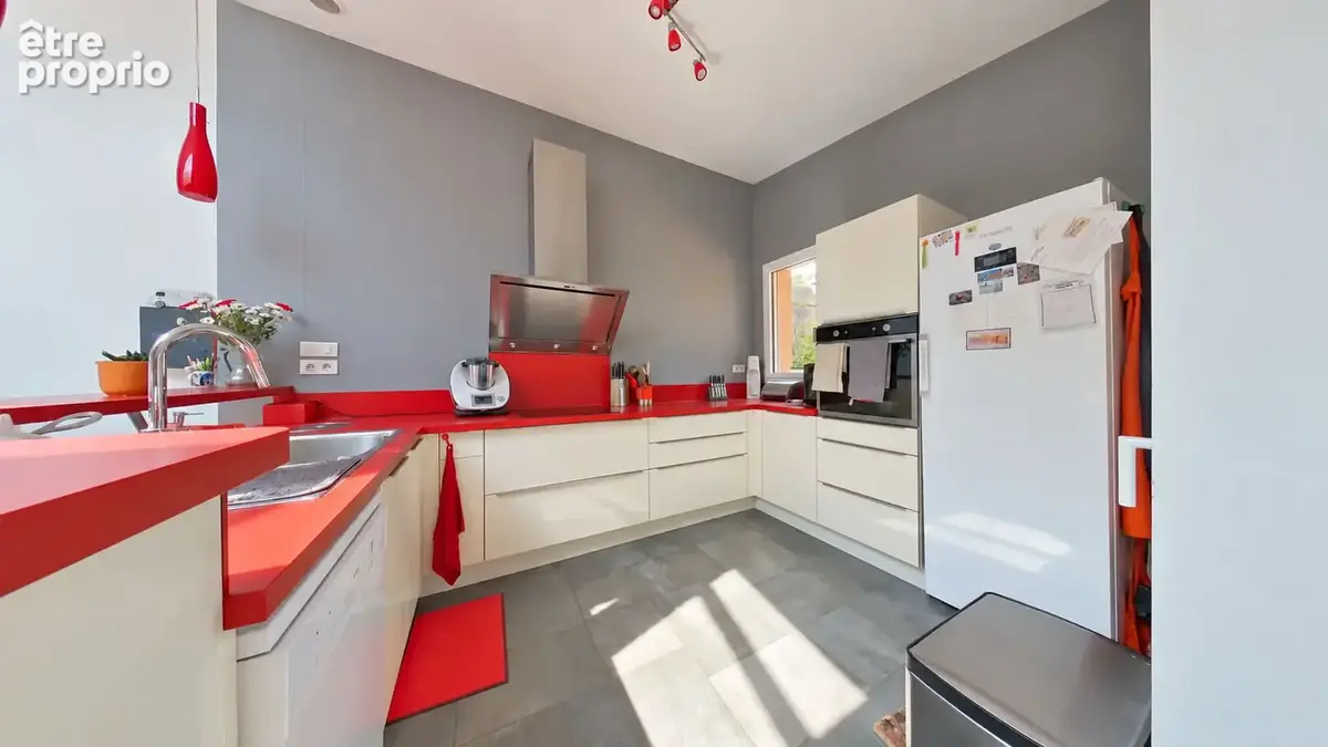 Maison familiale 8 pièces de 191 m2 à vendre au Rond-Point de Vannes - photo 5