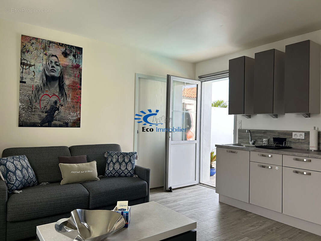 Clavette maison plain pied 141 m² piscine et garage - photo 13
