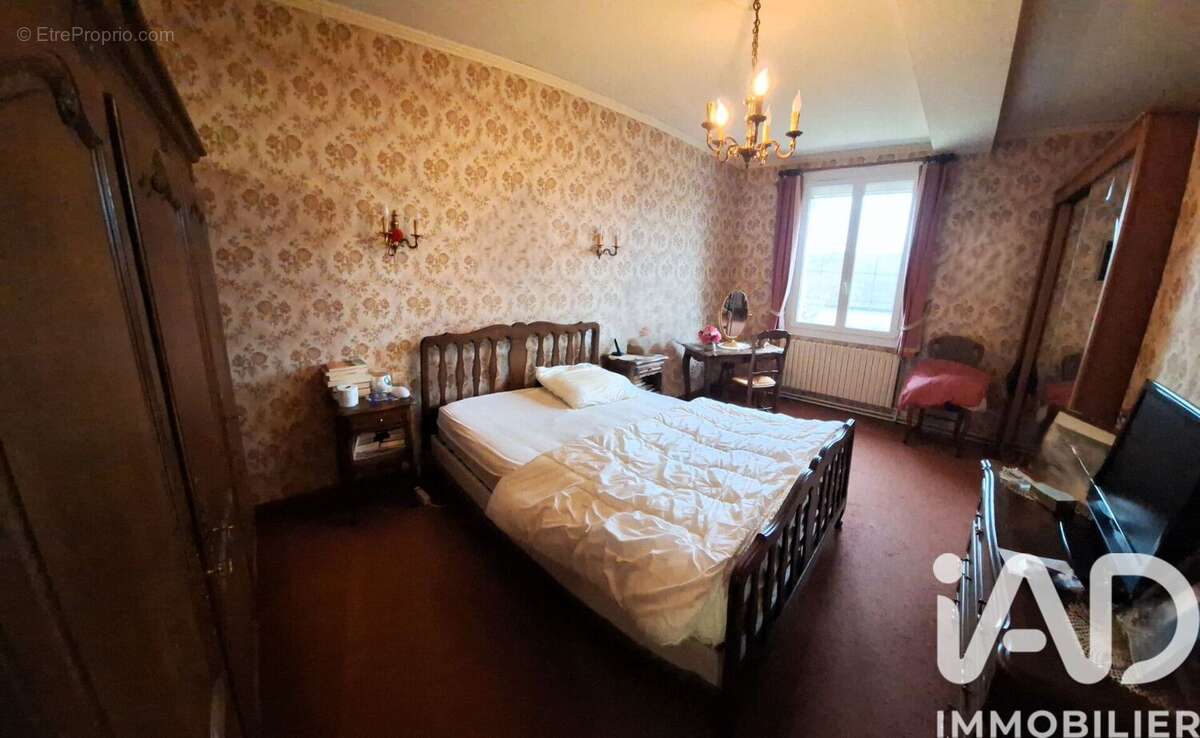 Photo 9 - Maison à MENILLES