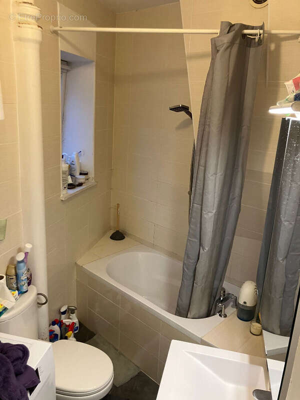 Appartement à PARIS-19E