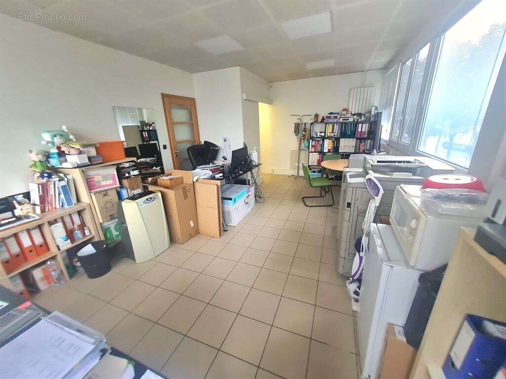 Commerce à PARIS-13E