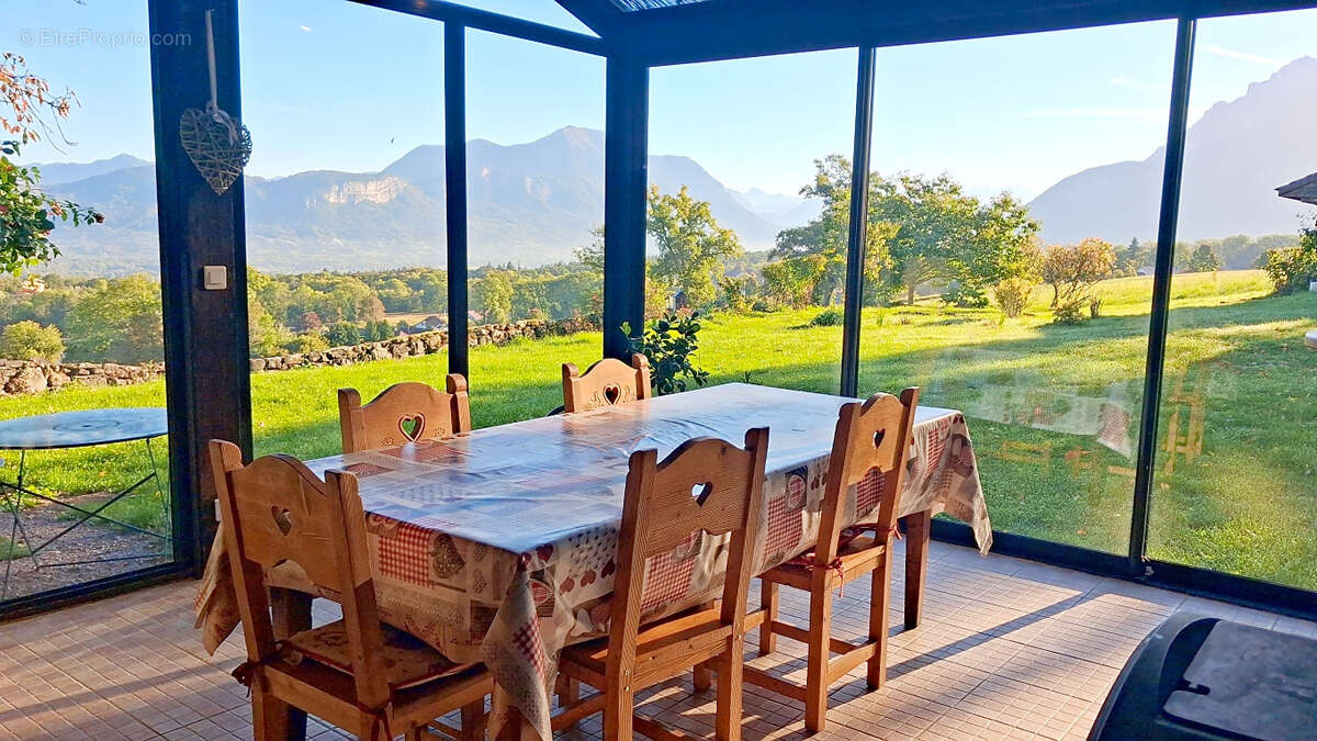 Maison à SAINT-SIXT