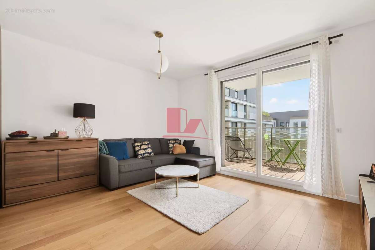 Appartement à ISSY-LES-MOULINEAUX