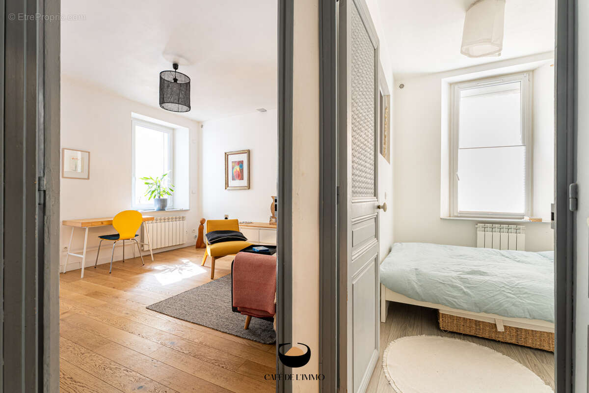 Appartement à MARSEILLE-6E