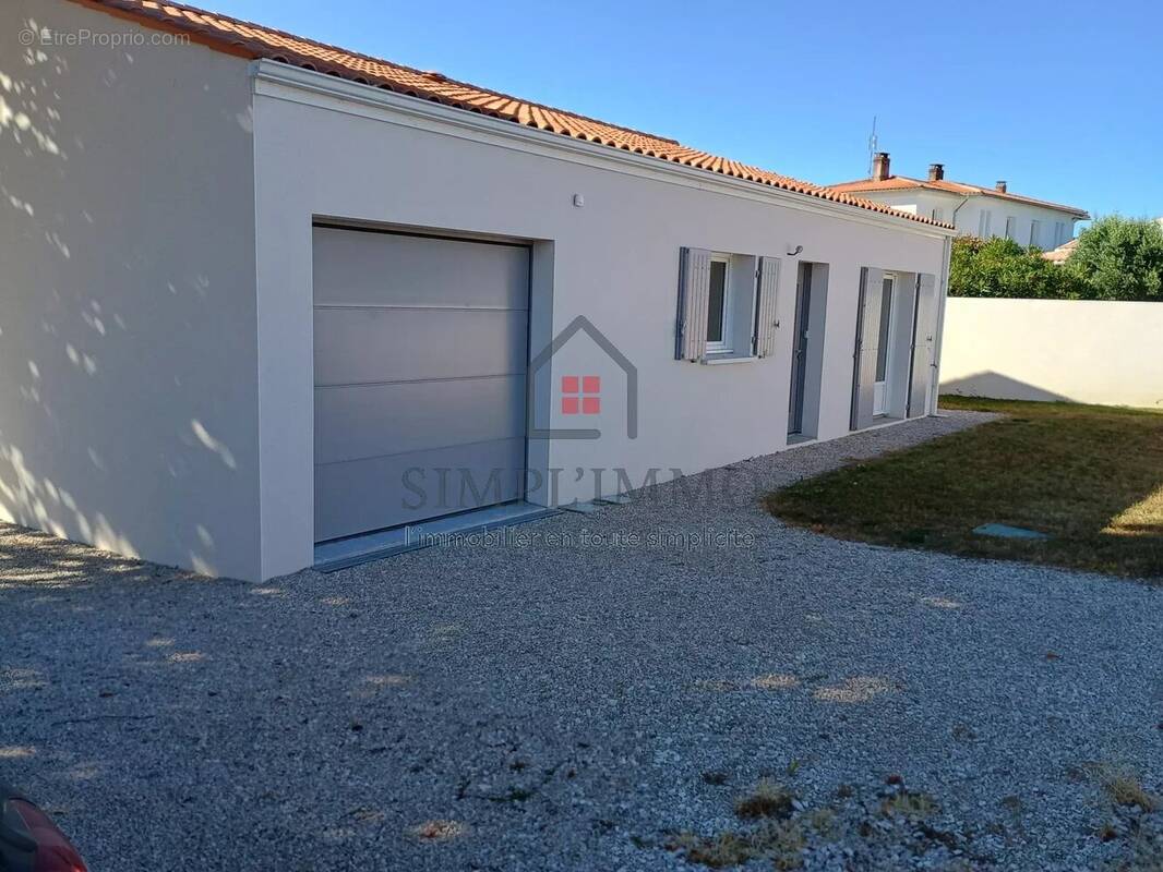 Maison à MESCHERS-SUR-GIRONDE