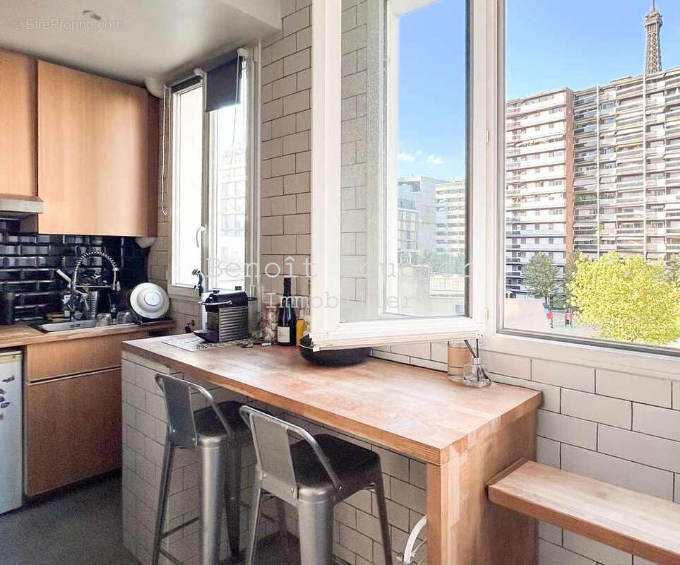 Appartement à PARIS-15E