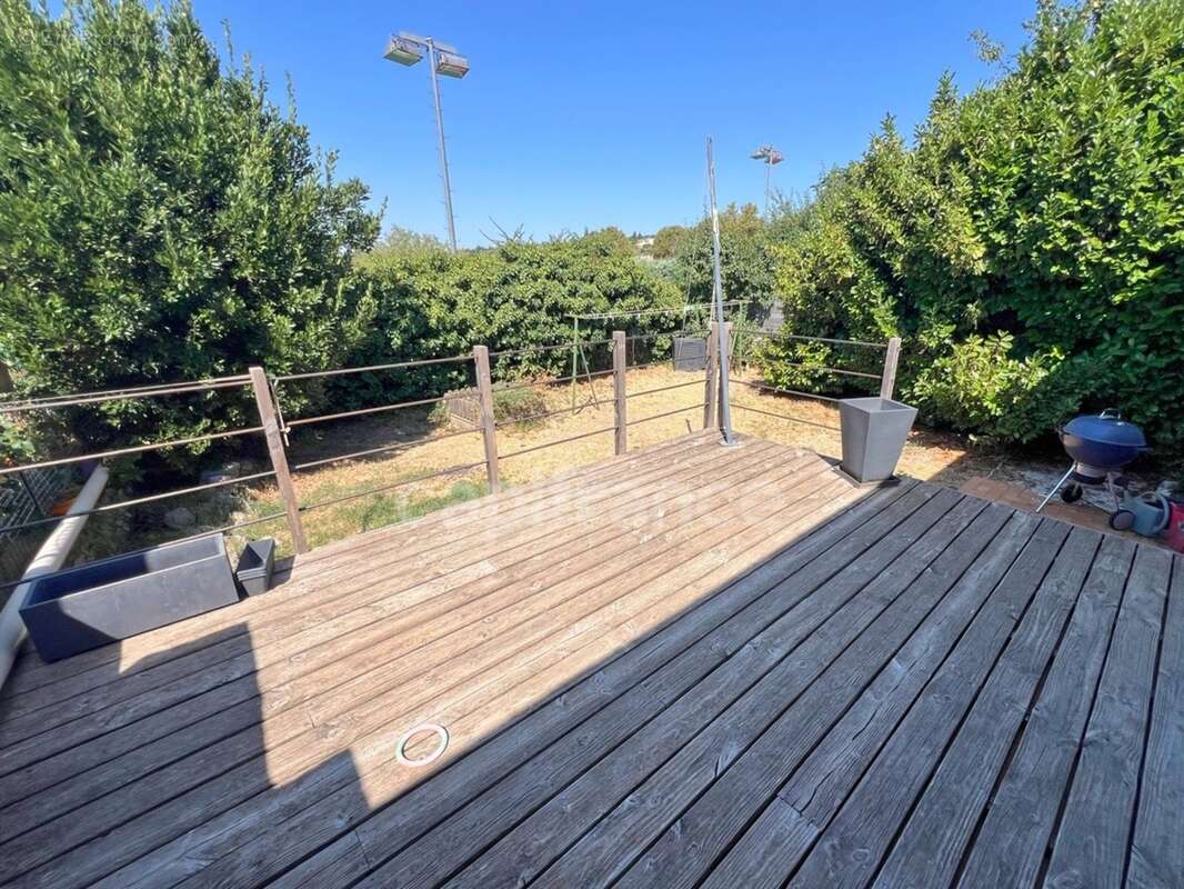 Maison de village 300 m² avec jardin et garage à vendre à Reillanne (04110) – Cœur du Luberon - photo 3
