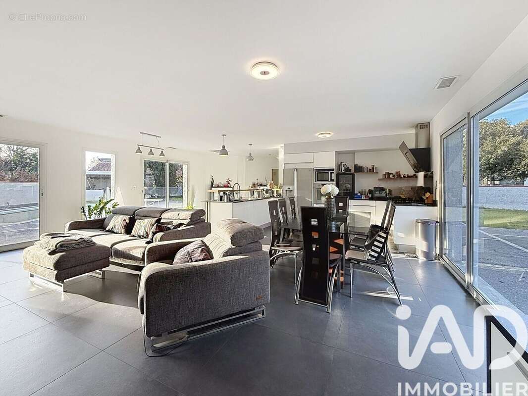 Photo 2 - Maison à COLOMIERS