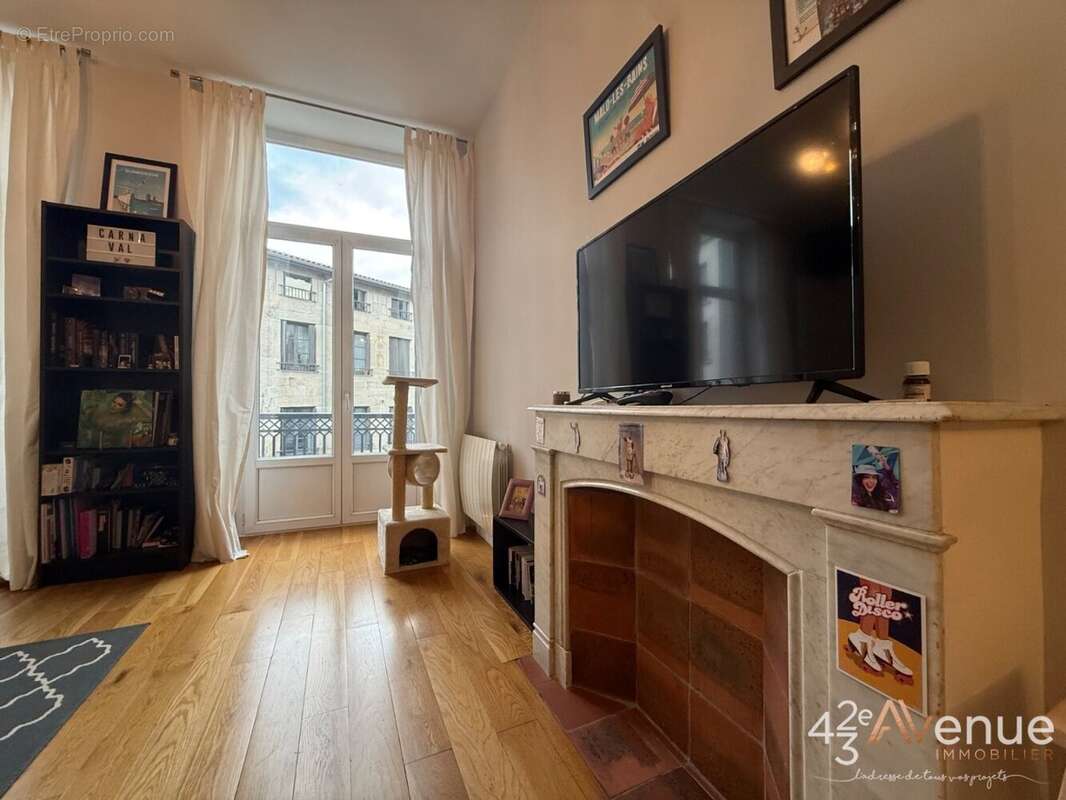 Appartement à SAINT-ETIENNE