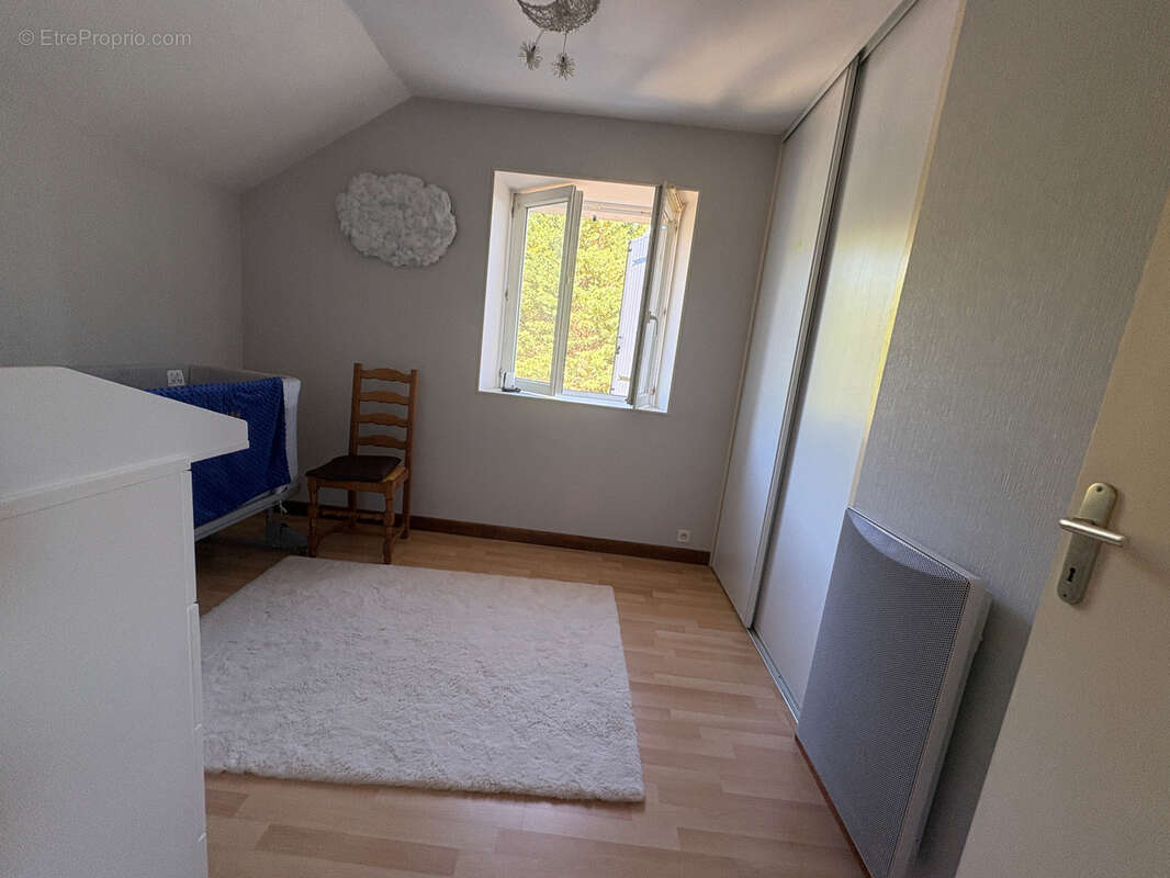 Appartement à SARLIAC-SUR-L'ISLE