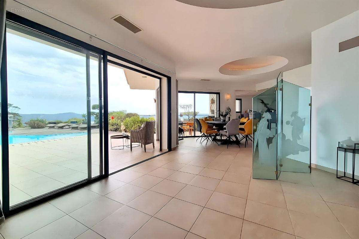 Appartement à PORTO-VECCHIO
