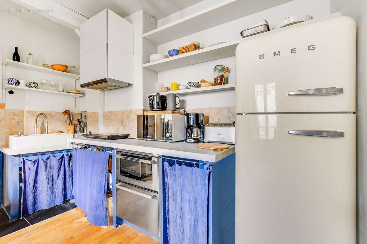 Appartement à PARIS-20E