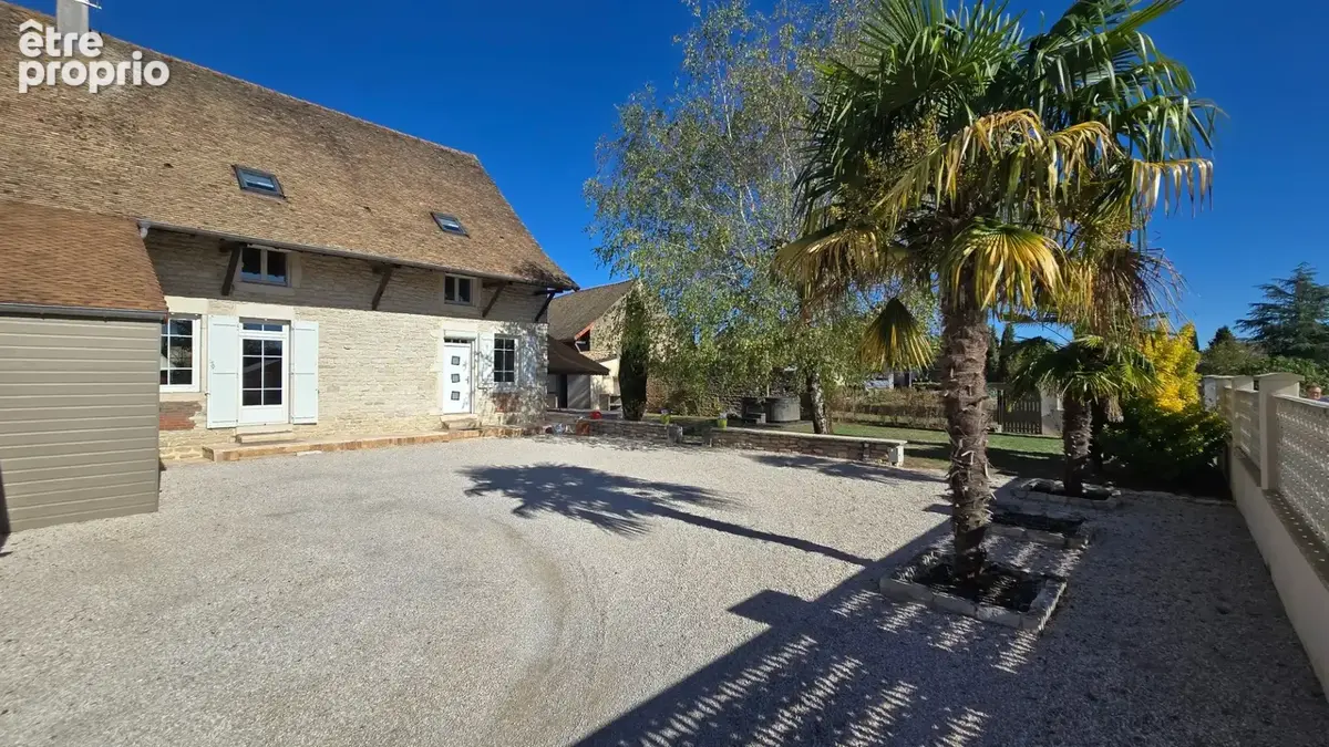 Maison en pierre de 164 m² avec jardin et double garage - Proche de Chalon-sur-Saône (Saône et Loire) - photo 3