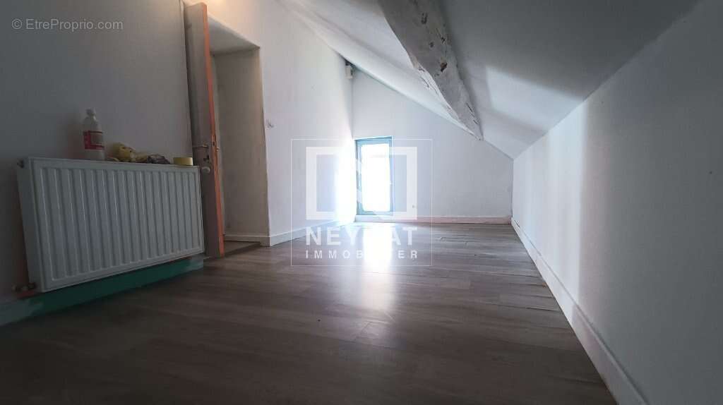 Maison à SAINT-EMILAND