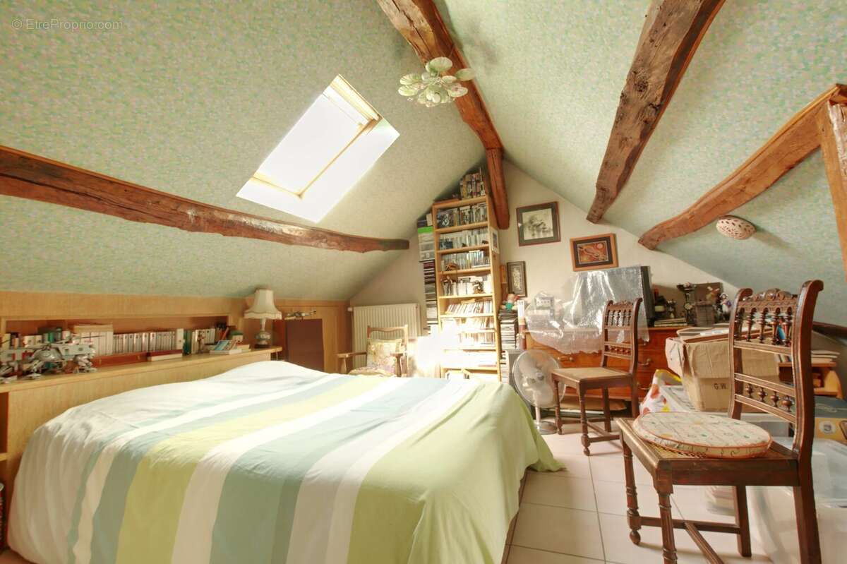 Maison à GURCY-LE-CHATEL